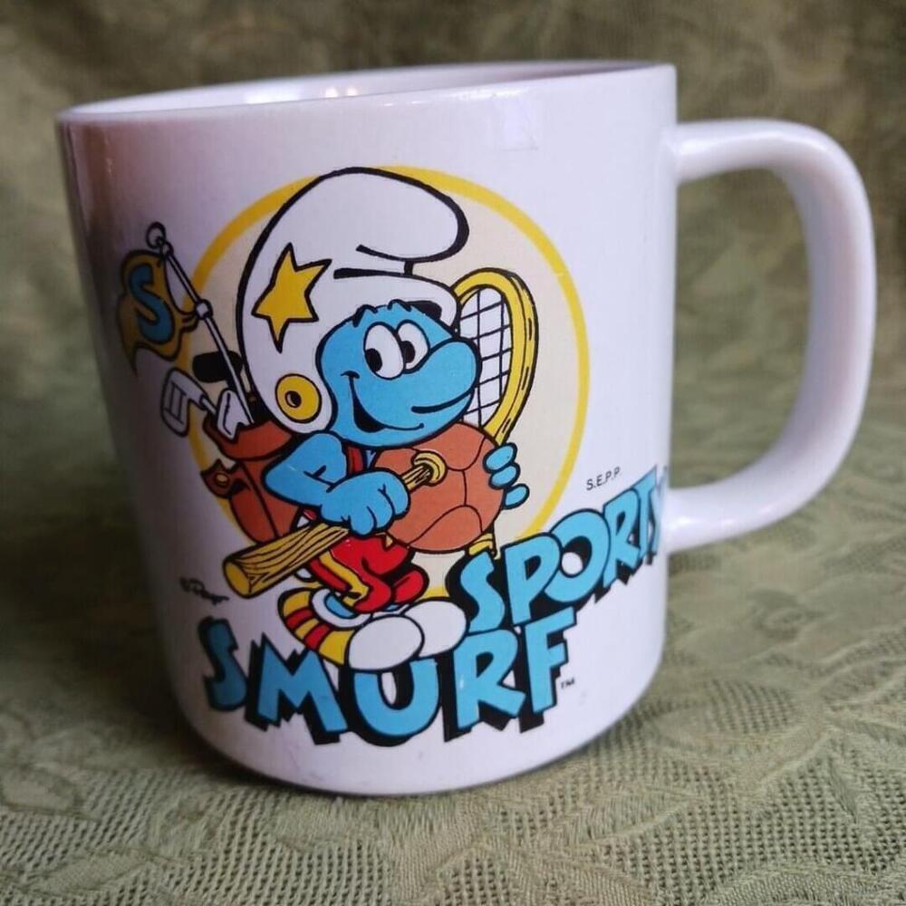 Wallace Berrie 1981 Smurf Ceramic Coffee Mug